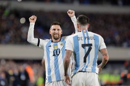 La selección argentina derrotó por la mínima diferencia a Ecuador y comenzó las eliminatorias con el pie derecho