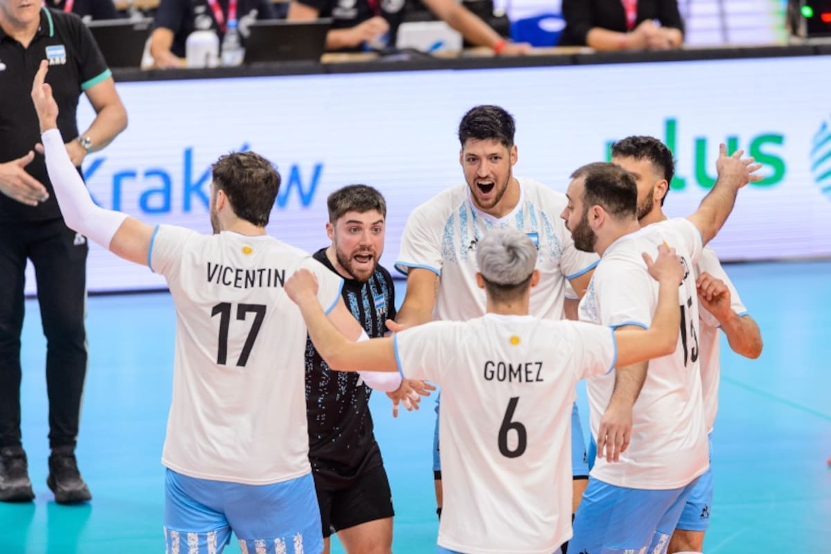 La selección argentina enfrenta a Finlandia en su estreno en el Mundial de Filipinas 2025