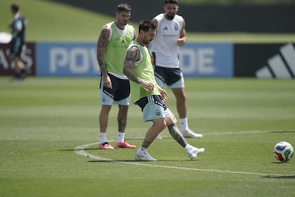 La selección argentina entrena para el partido de este viernes contra Cabo Verde