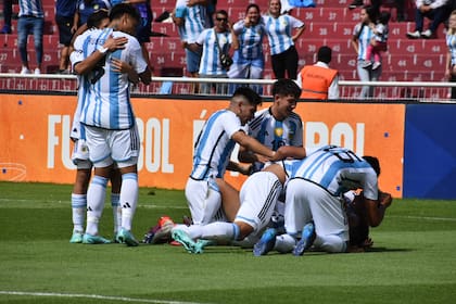 La selección argentina está invicta en el torneo Sudamericano Sub 17, con cuatro victorias y un empate