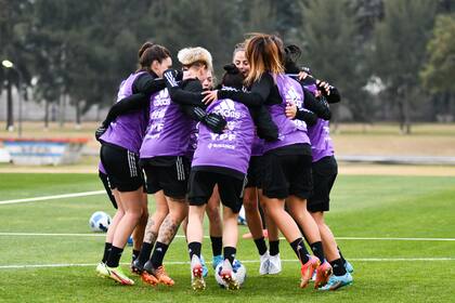 La selección argentina femenina, unida por el sueño de conseguir la Copa América