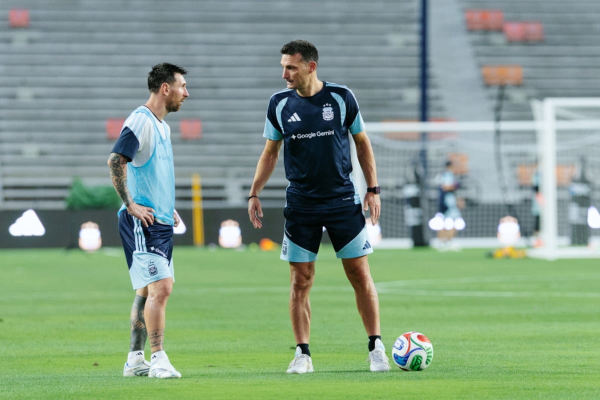 La selección argentina llevó a cabo su último entrenamiento previo a Islandia