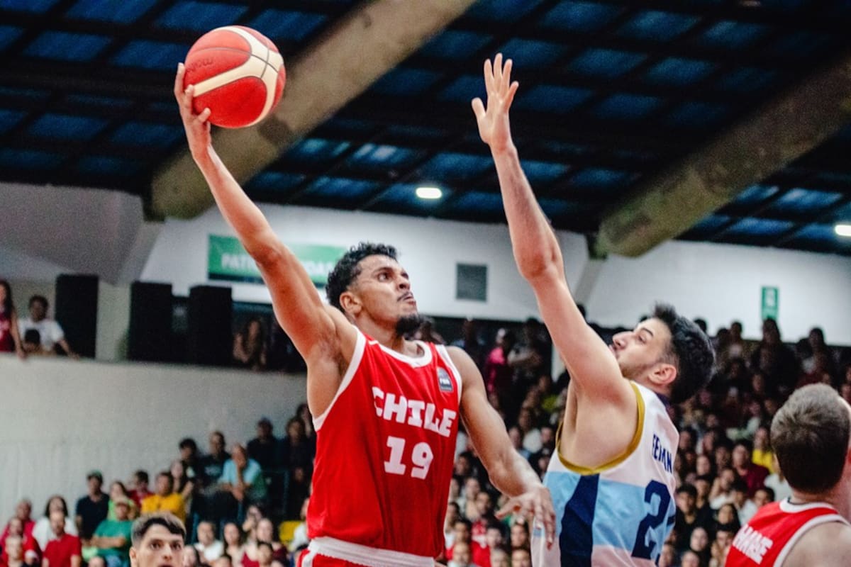 La selección argentina perdió con Chile en su segunda presentación en el Clasificatorio a la AmeriCup