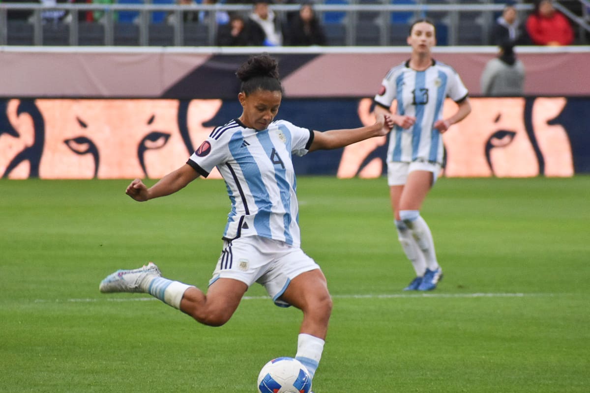 La selección argentina se medirá con Brasil, su rival sudamericano clásico, aunque la verdeamarelha está por encima en nivel