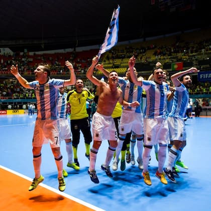 La selección argentina va por el título ante el mejor rival posible: Brasil, su clásico rival