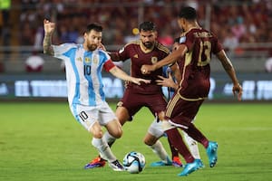 La selección argentina visitó a Venezuela en la primera etapa y empataron 1 a 1