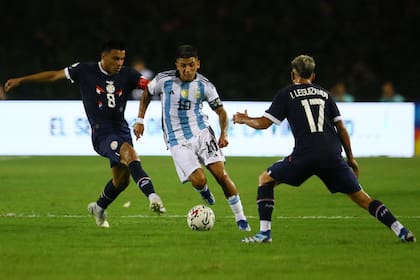 La selección argentina y Paraguay ya se enfrentaron en la etapa inicial del vigente Preolímpico; el partido finalizó 1 a 1