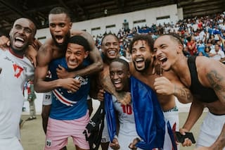 La histórica clasificación al Mundial de un país de 500 mil habitantes que buscó a un jugador por LinkedIn