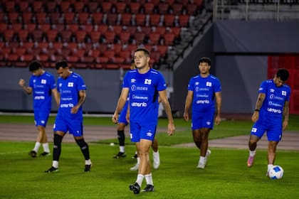 La Selección de El Salvador entrena en el Estadio Rommel Fernández de Panamá previo al partido (X/@LaSelecta_SLV)