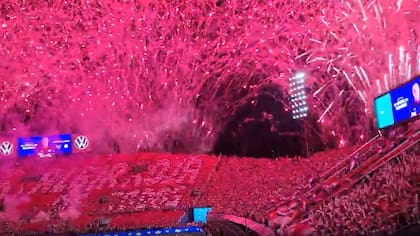 La selección de Paraguay recibió una impactacte despedida de fuegos artificiales en su último amistoso previo al Mundial 2026