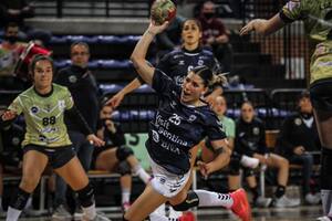 La selección femenina de handball se prepara para el Mundial de España