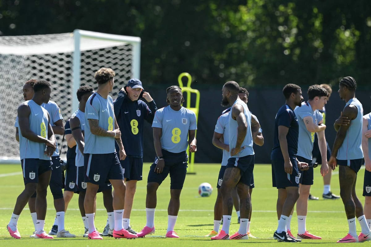 La selección inglesa sufrió un contratiempo de último momento: un lateral se perderá el Mundial por lesión