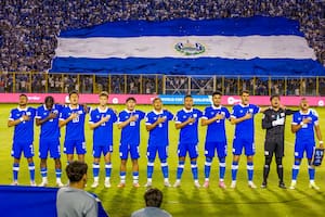 La selección salvadoreña cayó derrotada ante Surinam y se complican sus aspiraciones mundialistas