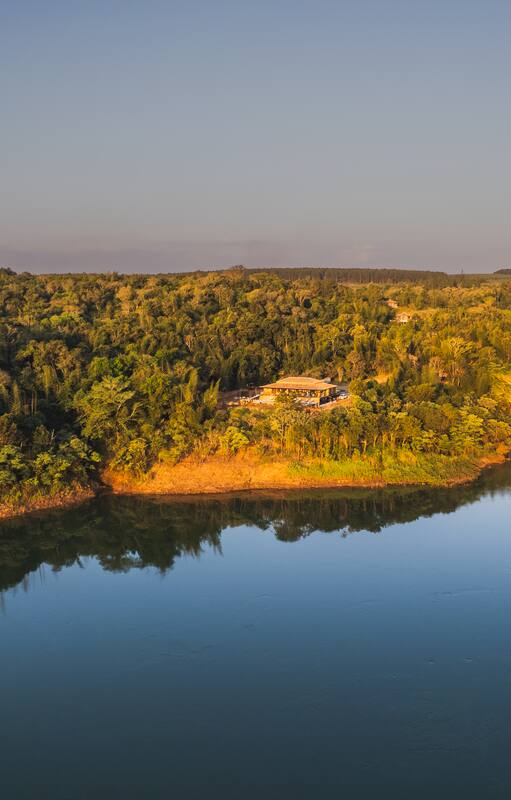 La selva y el Paraná, los atractivos de Puerto Libertad