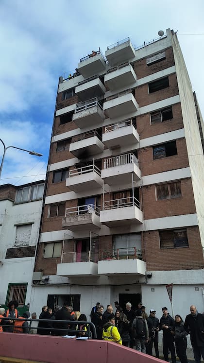 La semana pasada, el Gobierno porteño recuperó el edificio usurpado, vació sus ocho pisos y 32 departamentos y se lo devolvió a su dueño