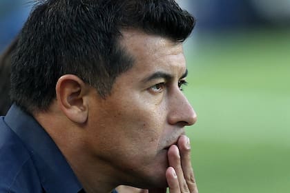 La semana próxima, Jorge Almirón dejará de ser el entrenador de San Lorenzo. El club negociará su salida con su representante, Christian Bragarnik