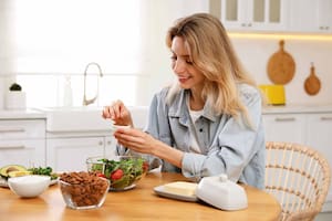La semilla de lino se recomienda consumirla a diario por los beneficios que aporta al sistema gastrointestinal