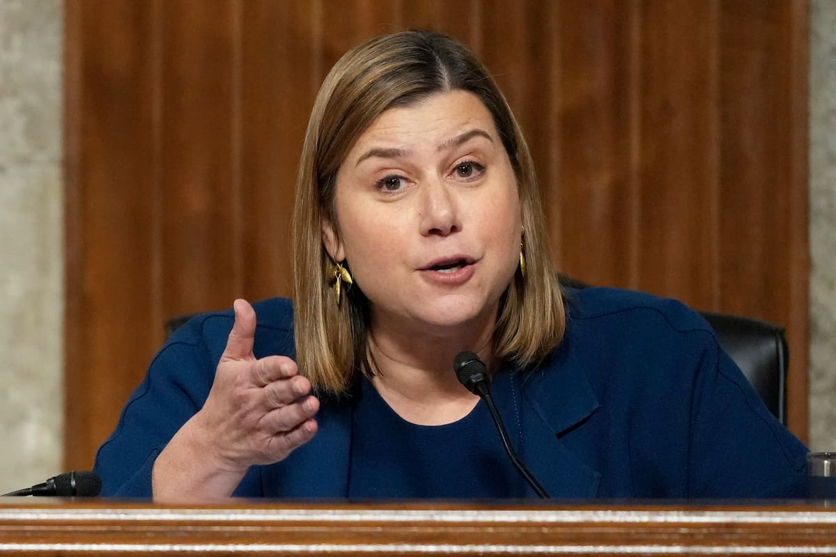 La senadora Elissa Slotkin, demócrata por Michigan, en el Congreso en Washington, el 14 de enero del