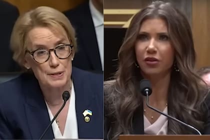 La senadora Maggie Hassan (izquierda) pidió que Noem (derecha) definiera el habeas corpus
