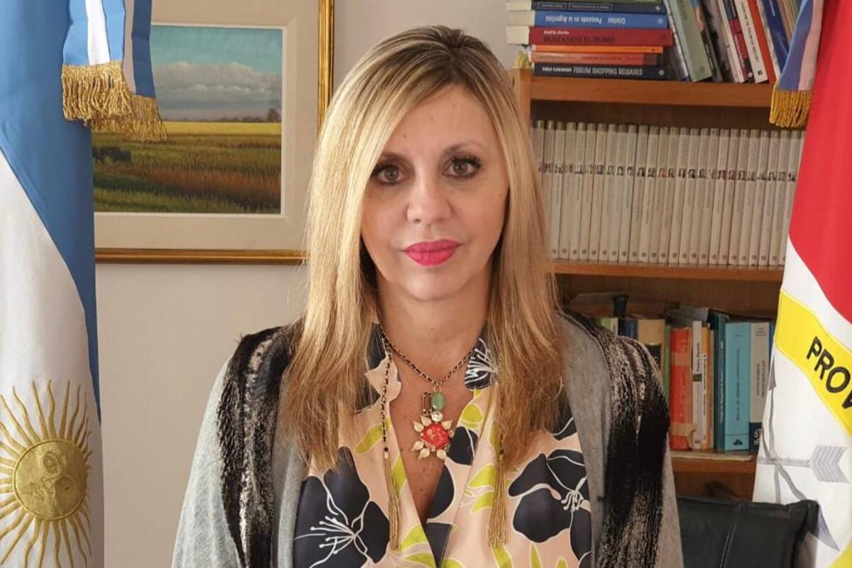 La senadora María de los Ángeles Sacnun