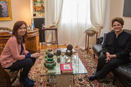 La senadora nacional del FPV se reunió con la expresidenta de Brasil en su departamento de Recoleta