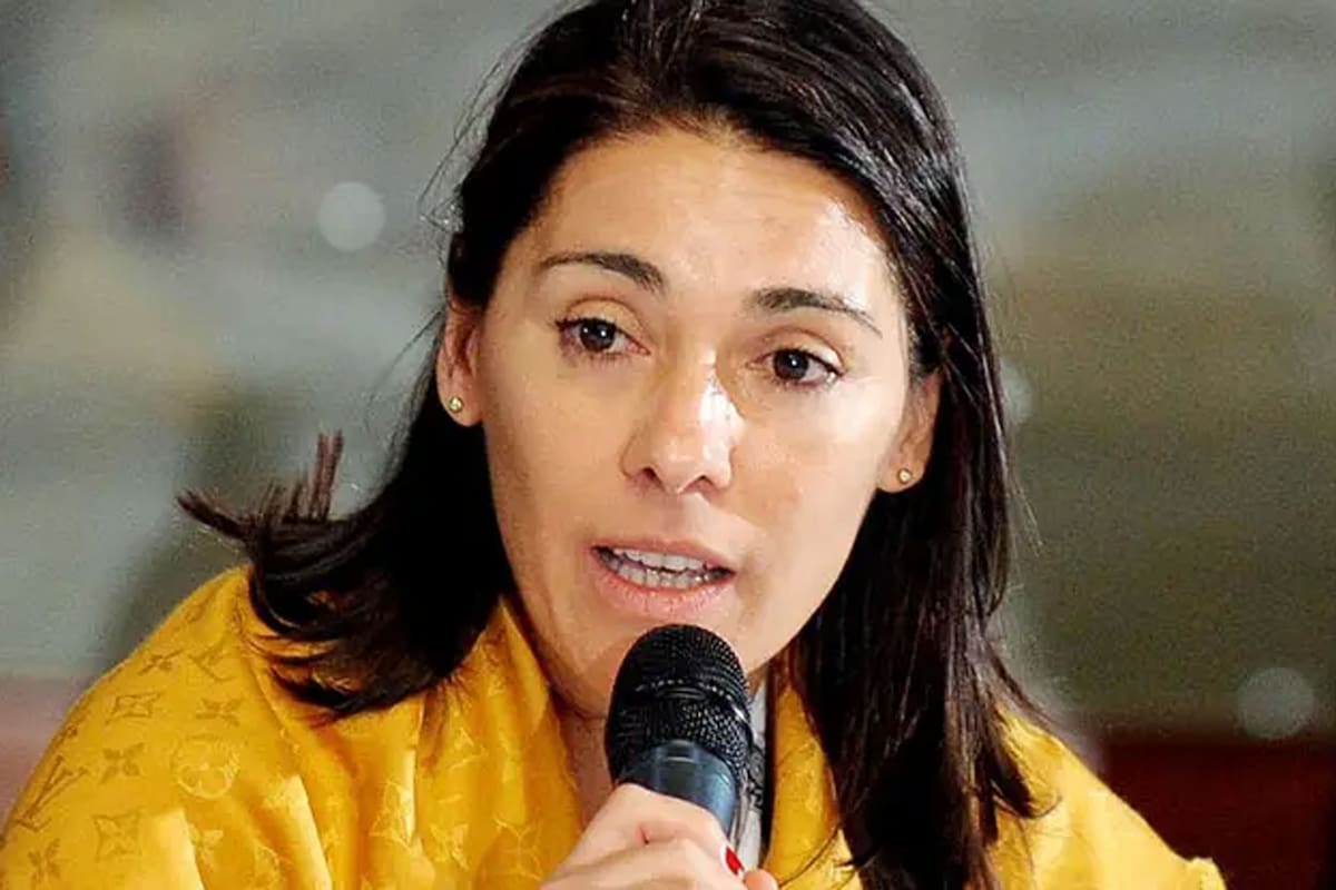 La senadora neuquina Lucila Crexell