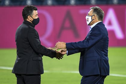 La sentida despedida de hinchas de River a Miguel Ángel Russo: “No hay colores ni rivalidades”