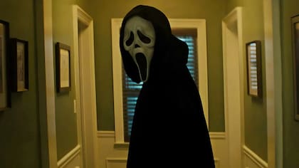 La séptima entrega de la saga llega con sorpresas e incluso recupera a Neve Campbell, su protagonista original