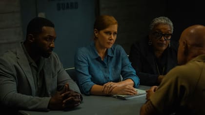 La serie de 10 episodios estrenó sus dos primeras entregas y sumará una nueva cada viernes
