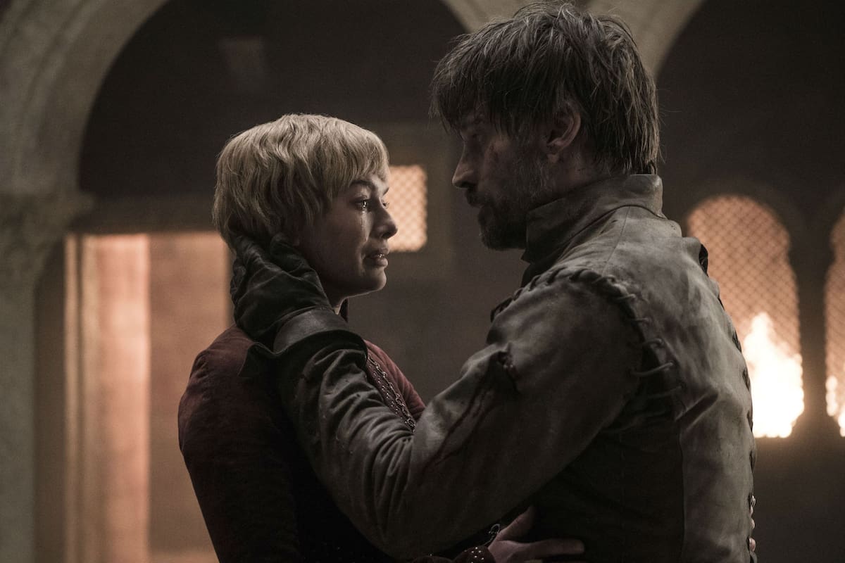 La serie fue a contramano de lo esperado. Los fans pedían un final cruel para Cersei, pero los guionistas decidieron humanizarla en sus minutos finales.