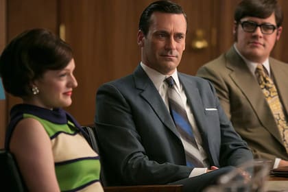 La serie sigue a los integrantes de una agencia de publicidad de Nueva York