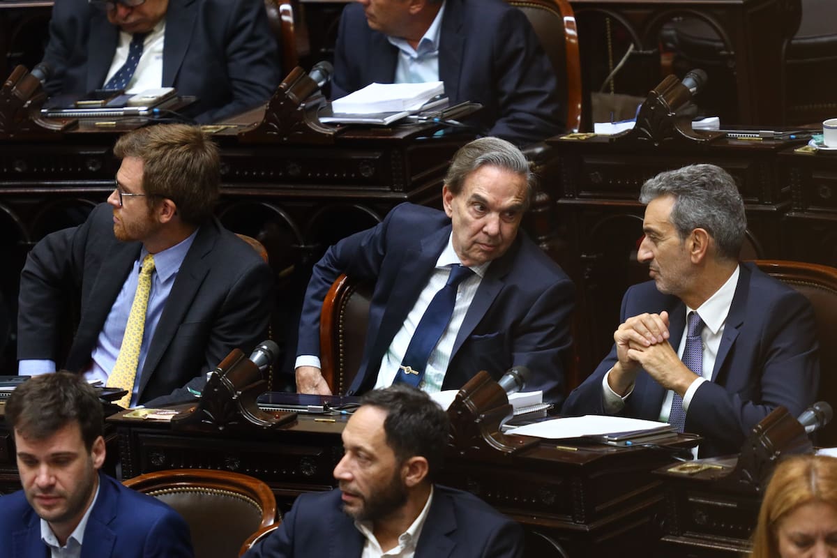 La sesión fue promovida por Hacemos Coalición Federal