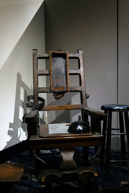 La silla eléctrica donde murió Bruno Hauptmann se encuentra en un museo de Nueva Jersey