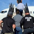 La opción que da el Uscis y toman venezolanos con parole detenidos por el ICE