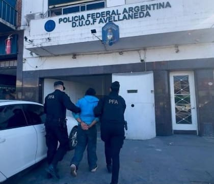 La situación procesal del acusado será resuelta por el Juzgado de Garantías N°2 del Departamento Judicial de Quilmes