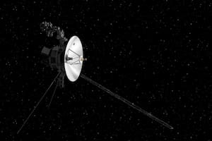 La sonda Voyager 1 se encuentra a 122 unidades astronómicas del Sol (la distancia entre el Sol y la Tierra es una unidad astronómica); la sonda Voyager 2 está a 119 unidades; pero el fin del sistema solar comienza a las mil unidades astronómicas