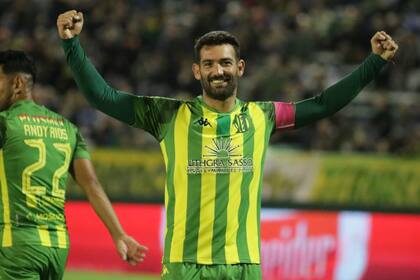 La sonrisa de Cauteruccio, el sorpresivo goleador del torneo: lo querían San Lorenzo e Independiente