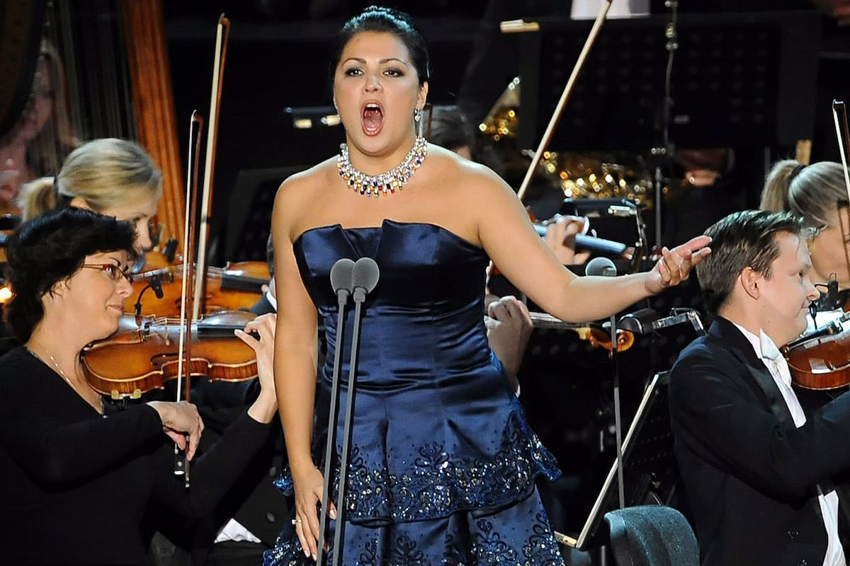 La soprano Anna Netrebko esta internada
