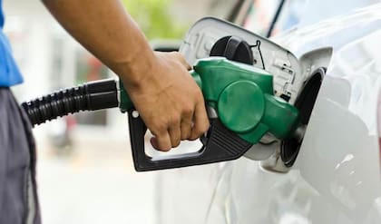 La suba de la nafta se da pese a que las empresas habían acordado con la Secretaría de Energía un congelamiento de precios hasta fin de mes.