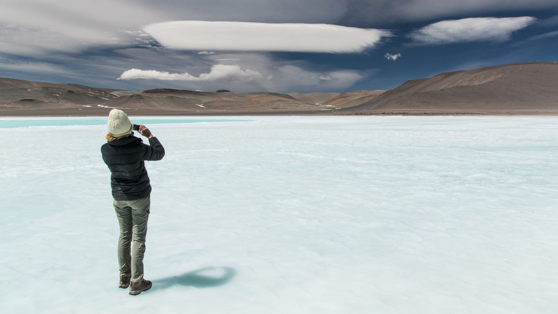 La superficie congelada de la Laguna Azul.