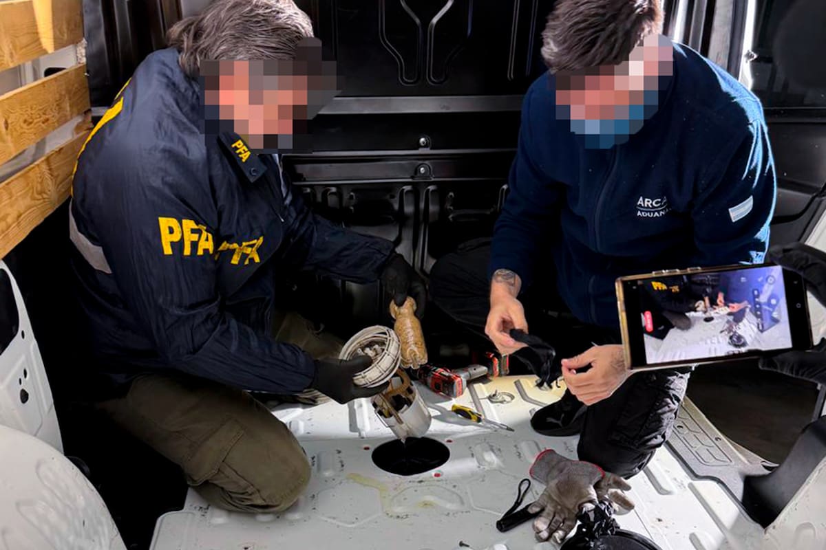 La sustancia estupefaciente estaba oculta en una camioneta importada desde Bélgica
