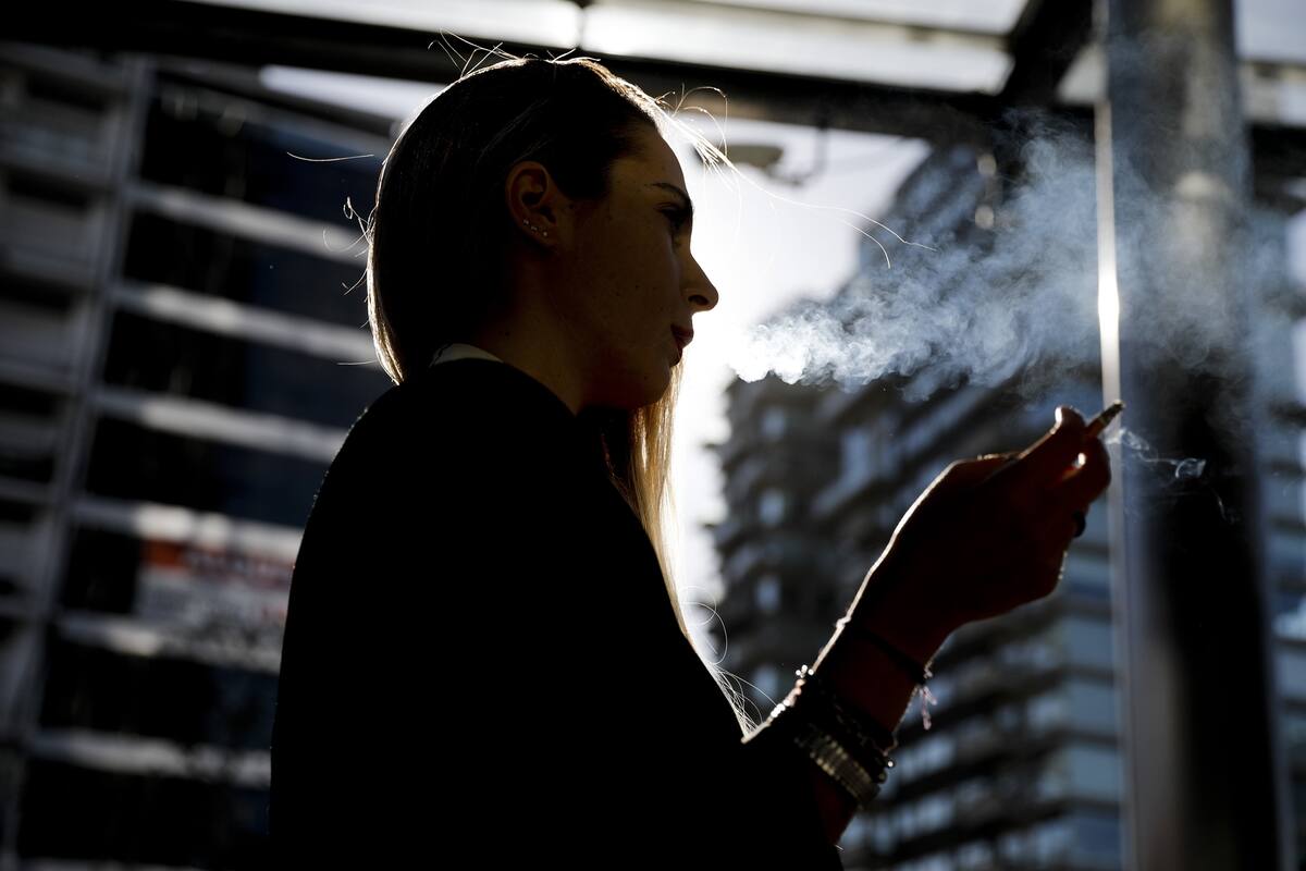 La tabacalera Altria se convirtió en el socio de Juul; sus planes para diversificarse, con la mira puesta en categorías no tradicionales como el cannabis