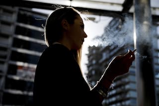 La dueña de Marlboro sube la apuesta por el cigarrillo electrónico