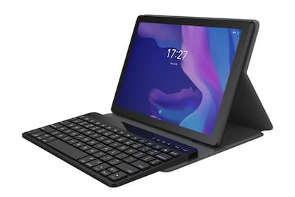 La tablet 1T10 Smart dispuesta para tipear con el teclado Bluetooth que viene de fábrica