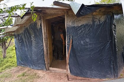 La tapera de Ireneo Zarza dentro de la estancia El Curupí