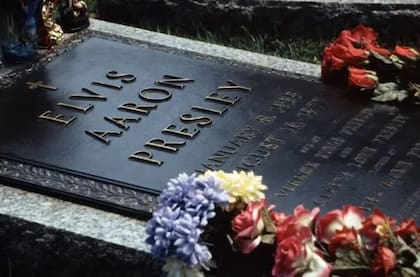 La tarde del 16 de agosto de 1977, su novia Ginger Alden lo descubrió muerto