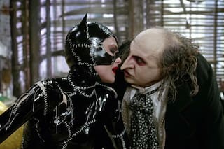 La tardía confesión Danny DeVito sobre su experiencia con Michelle Pfeiffer, en Batman: vuelve