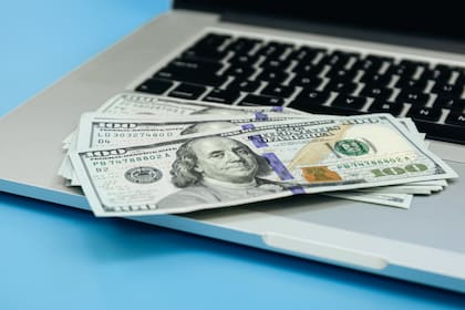 La tarifa anual de asilo fijada por el Uscis es actualmente de US$102