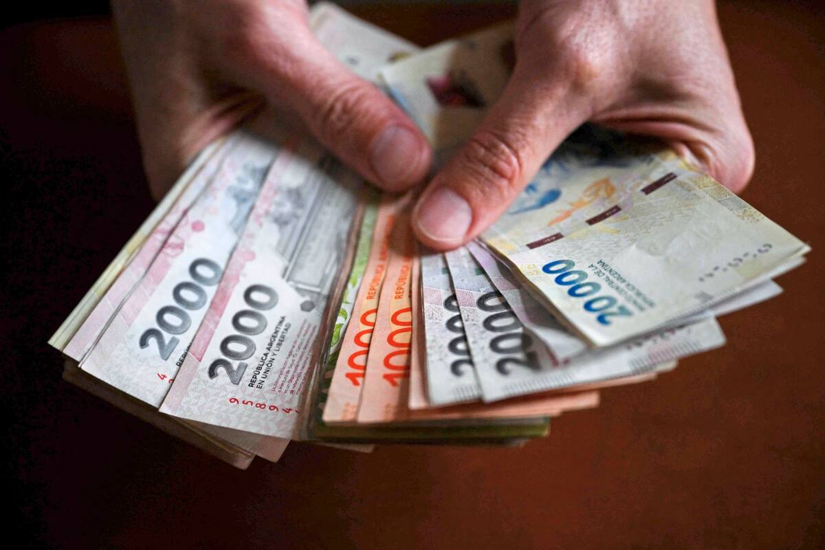 La tasa de interés que paga cada banco por un plazo fijo este martes 29 de julio (Photo by Luis ROBAYO / AFP)