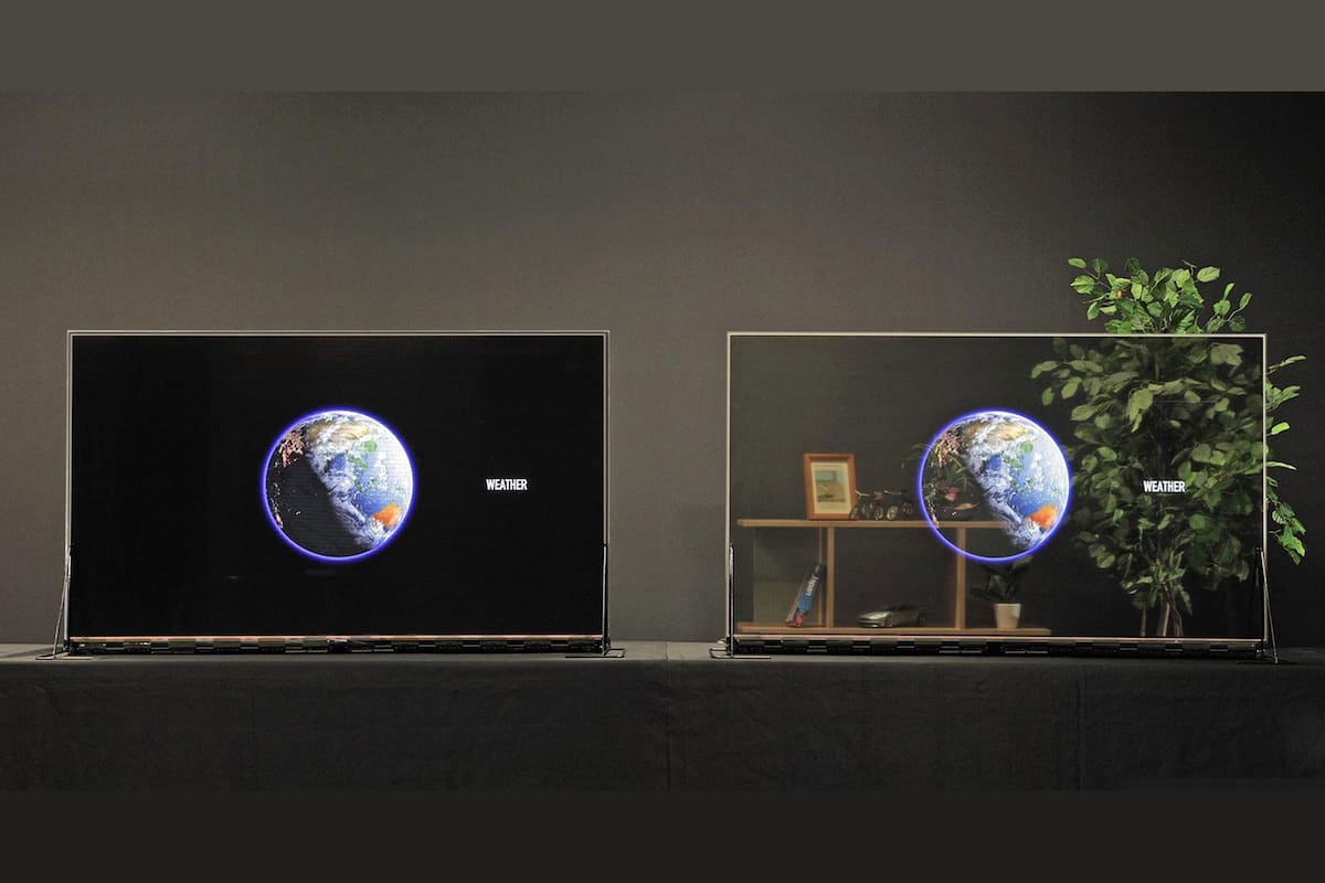 La tecnología OLED de Panasonic permite transparentar el panel a demanda para ver los objetos de fondo, pero sin perder la nitidez en la imagen cuando se desea reproducir un contenido